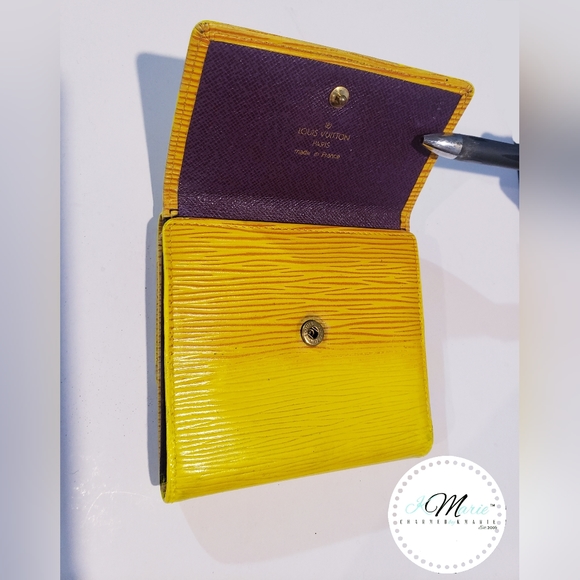 Louis Vuitton Epi Wallet - Picture 4 of 8